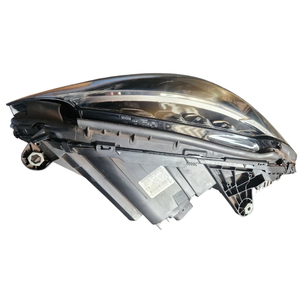 Farol Direito Mercedes-Benz C180 C200 2015 2016 6