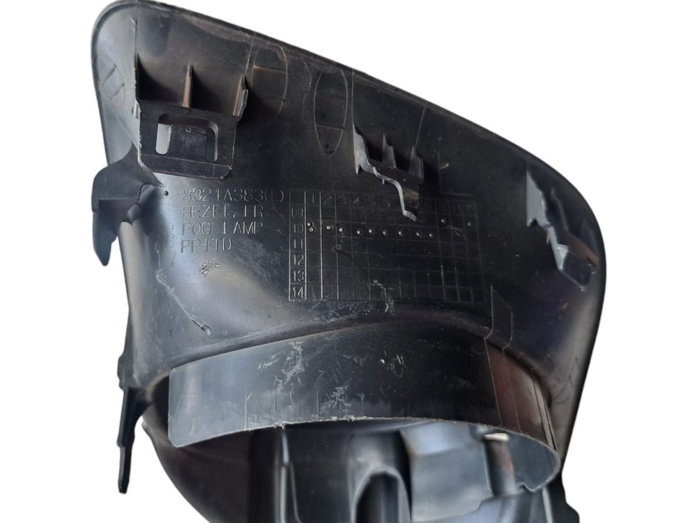 Grade Moldura Milha Farol Mitsubishi Outlander 6