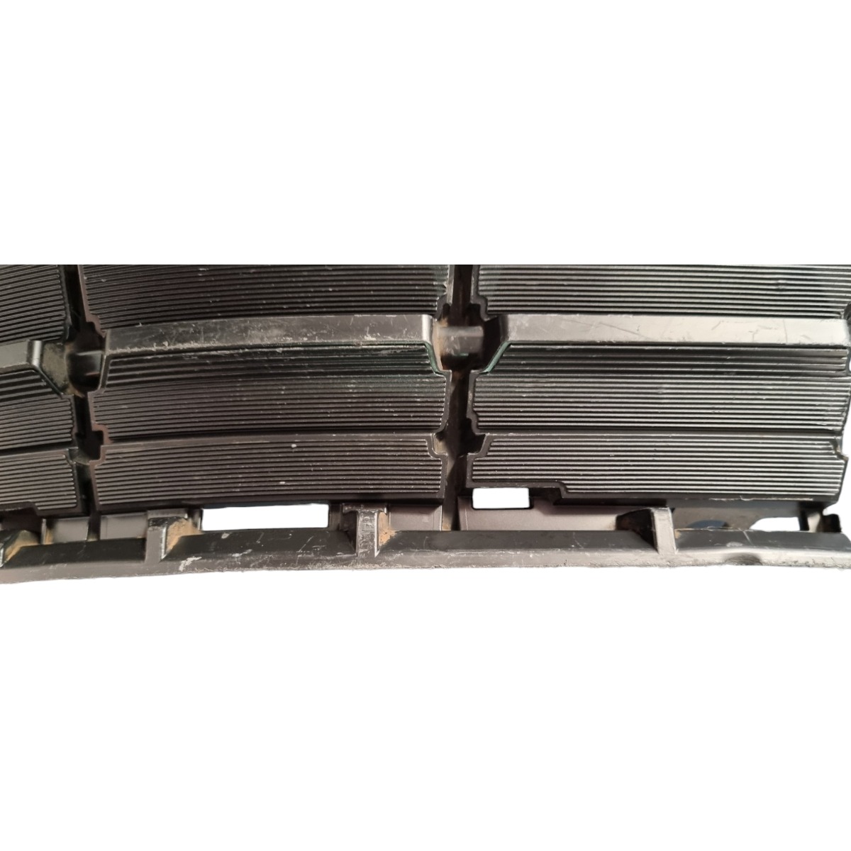 Grade Moldura Direita Parachoque Toyota Rav4 Preto 4