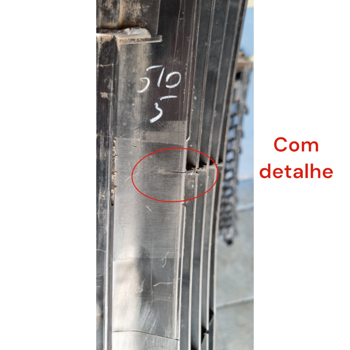 Grade Inferior Parachoque Toyota Corolla 2012 6
