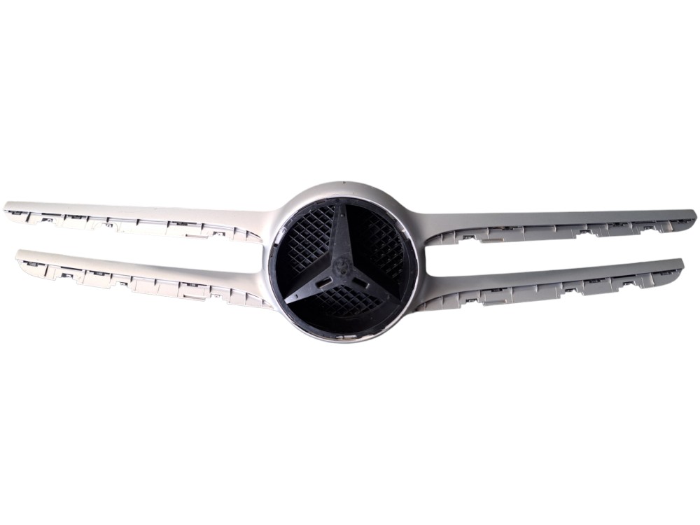 Grade Aplique Moldura Mercedes C200 2016