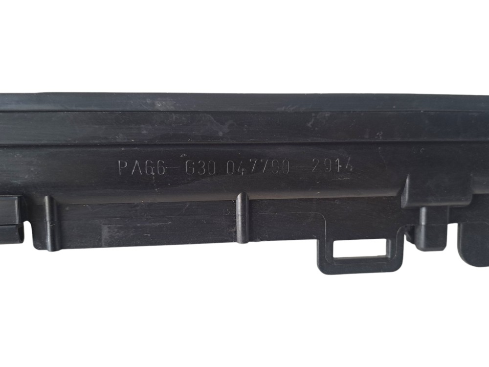 Suporte Lateral Radiador Mercedes 5