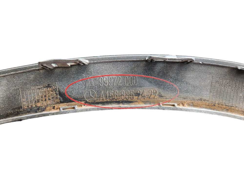 Moldura Paralama Direito Mercedes Gla Preto 6
