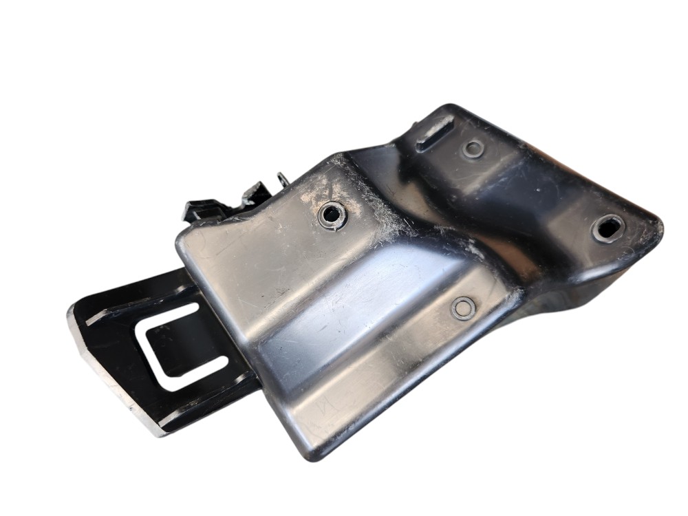 Guia Direito Parachoque Traseiro Ford Focus 2014 2