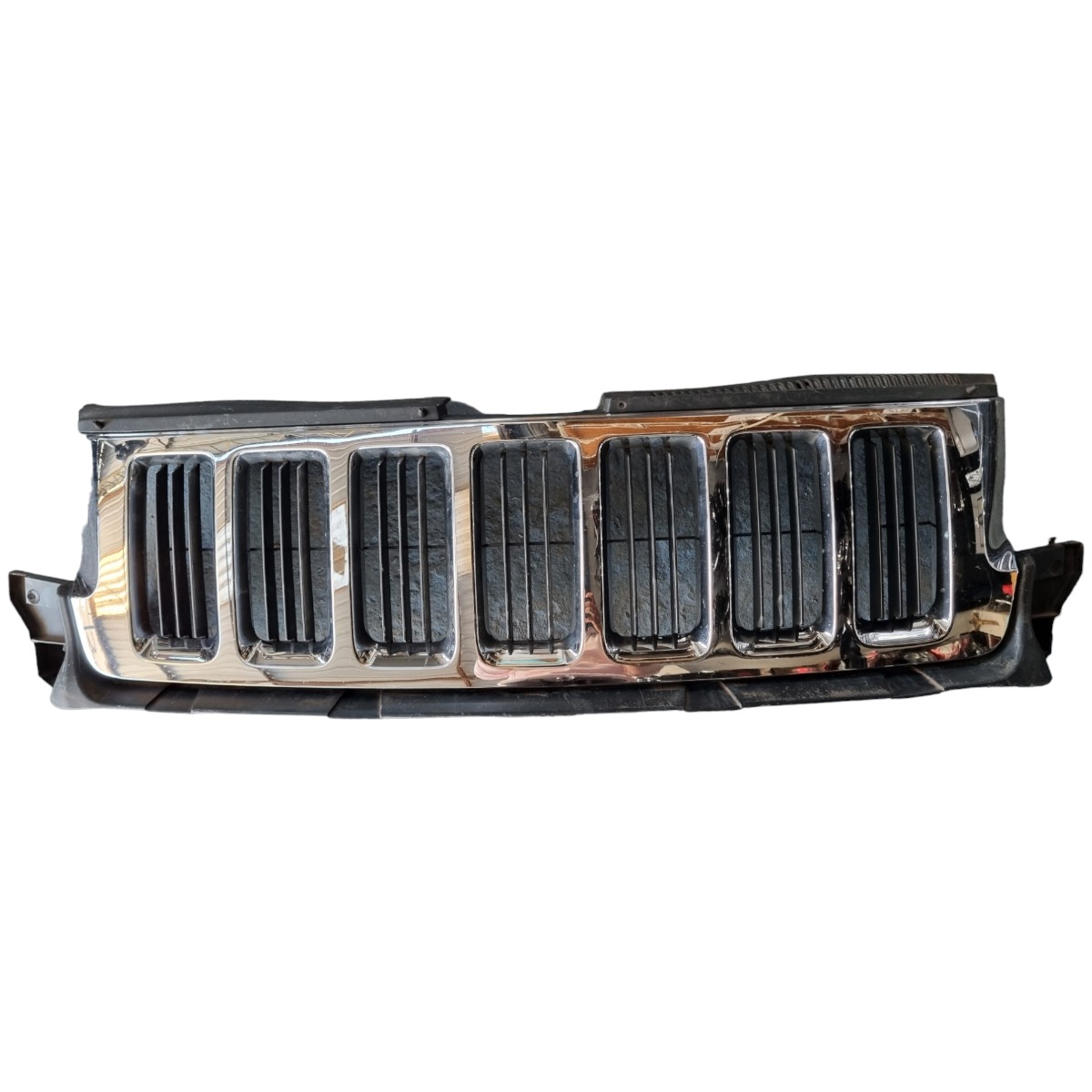 Grade Jeep Cherokee