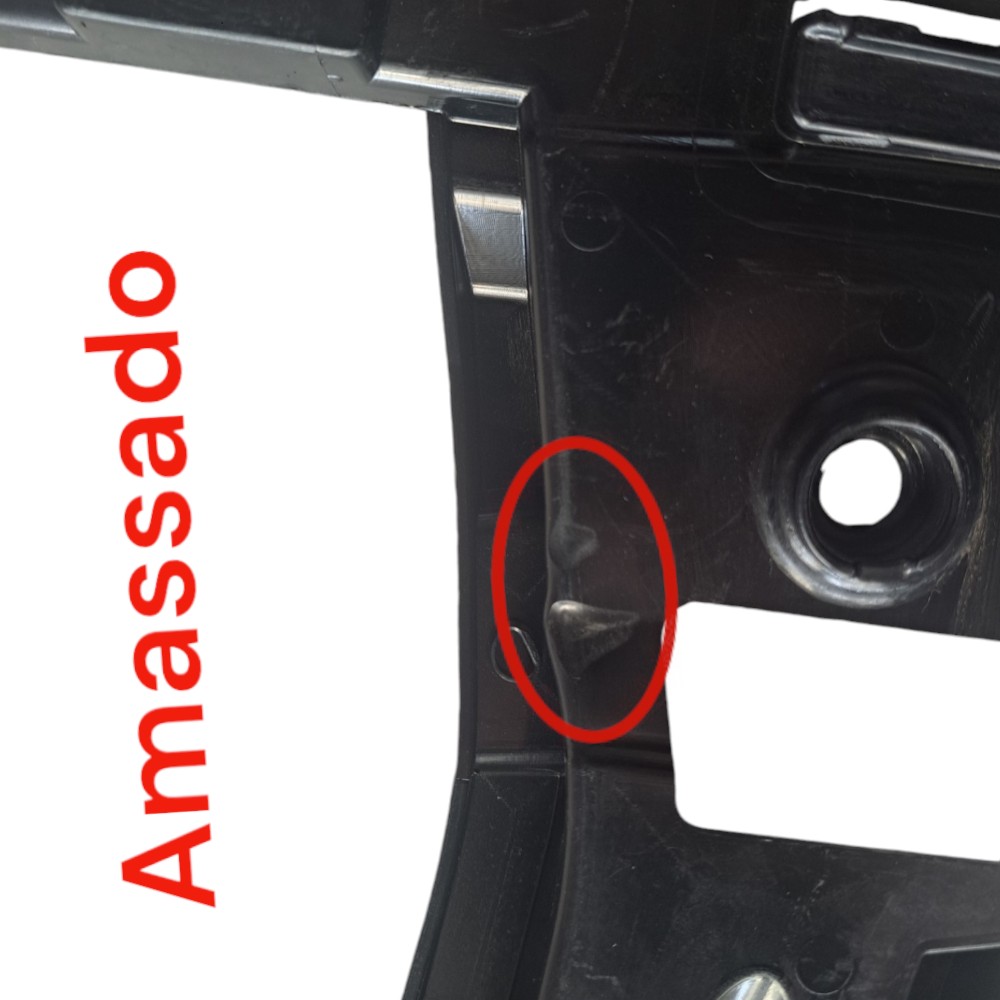 Guia Esquerdo Traseiro Mercedes C180 C200 2015 3