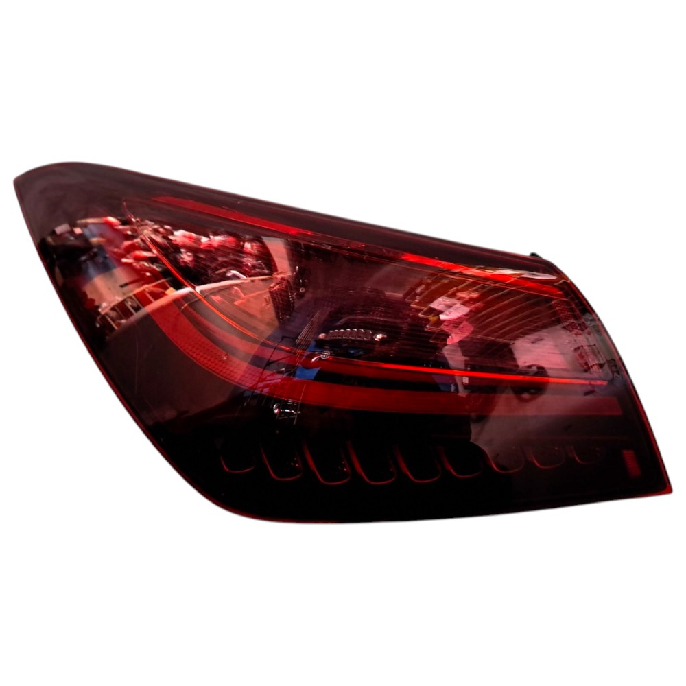 Lanterna Esquerda Mercedes Cla 2023 2024
