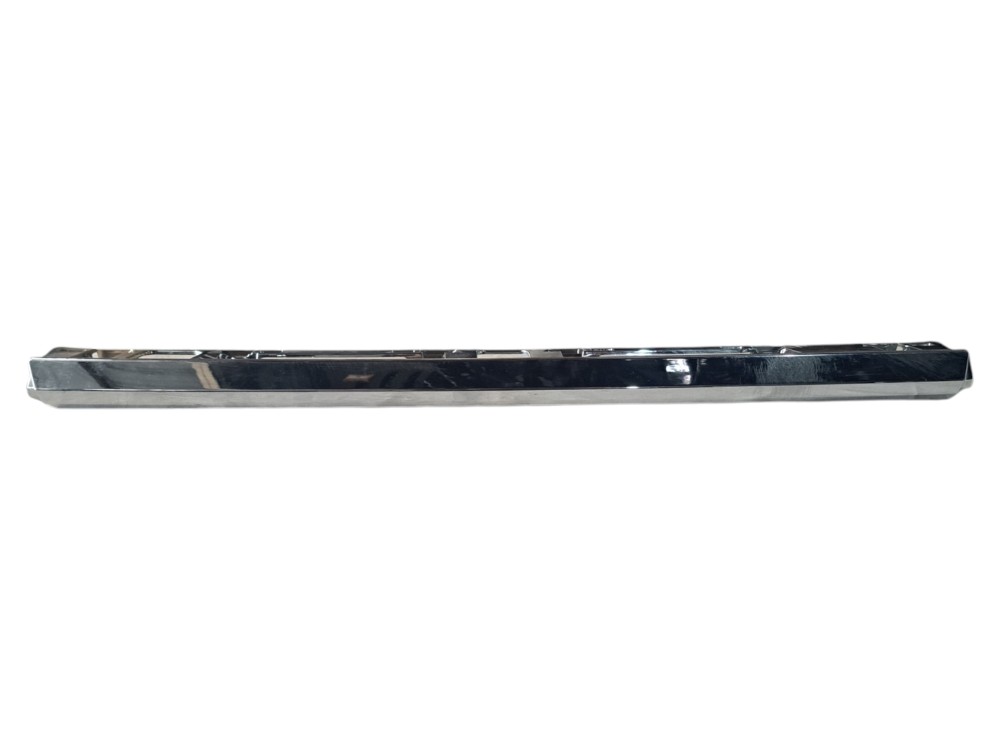 Friso Cromado Tampa Placa Toyota Corolla 2020