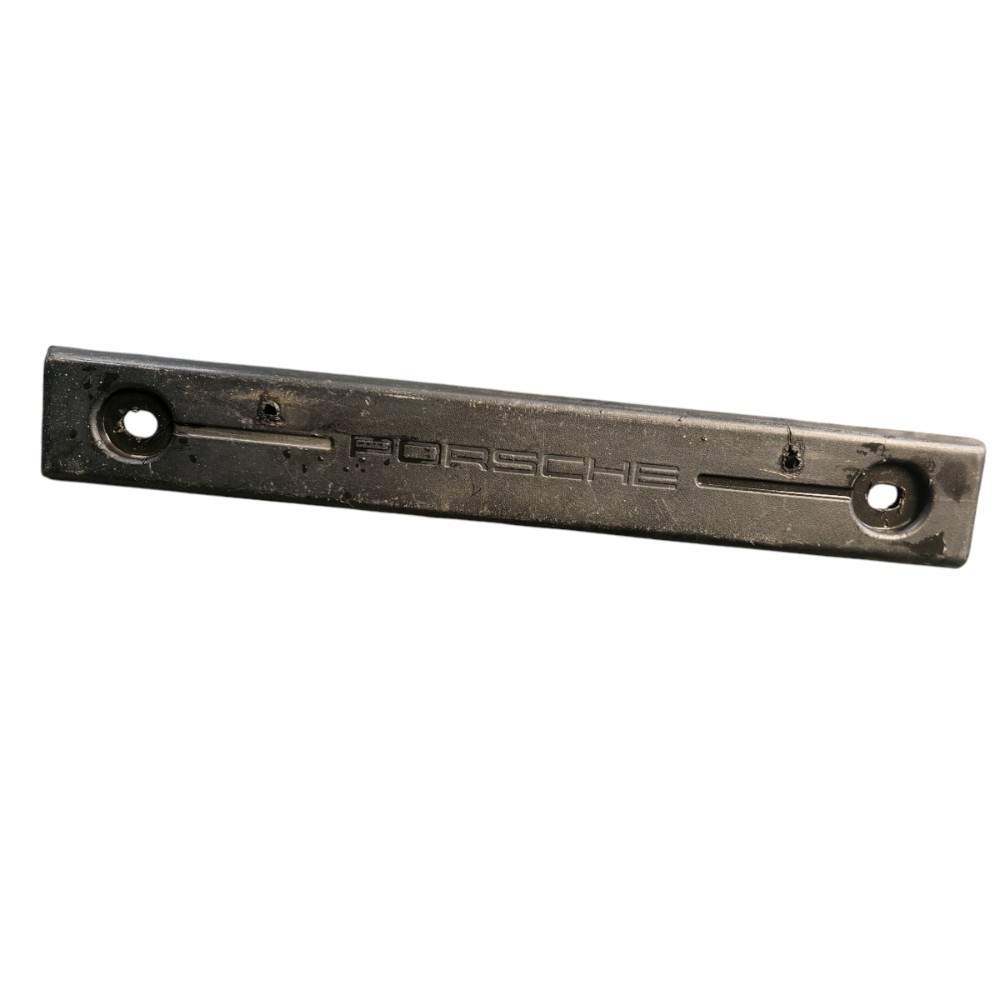 Suporte Placa Porsche Cayenne 2012 Preto 7
