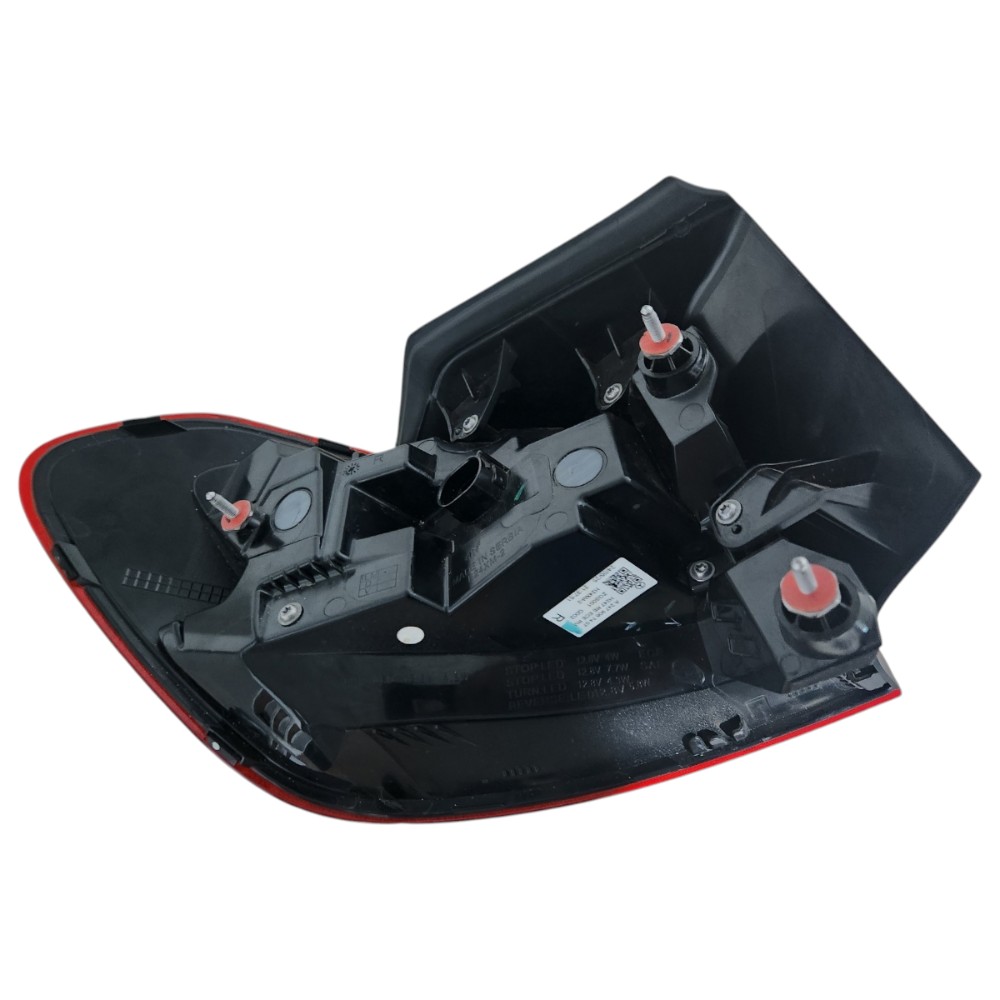 Lantena Direita Mercedes Gla 2024 Vermelha 4