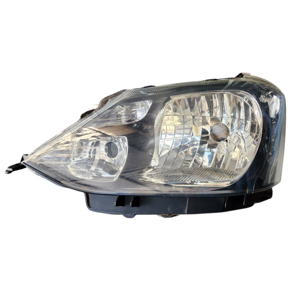 Farol Esquerdo Toyota Etios 2016 2018 1