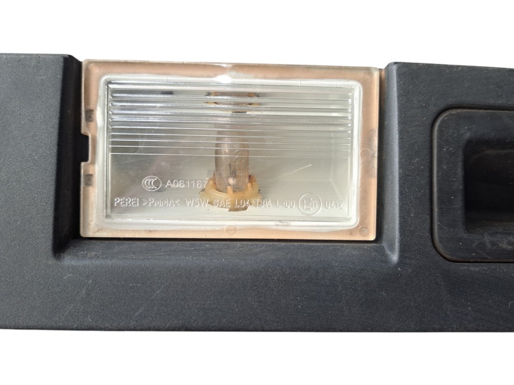 Luz Placa Discovery Land Rover 2
