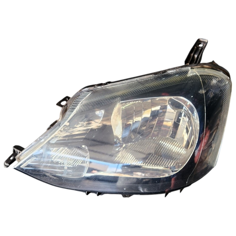 Farol Esquerdo Toyota Etios 2016 2018 2