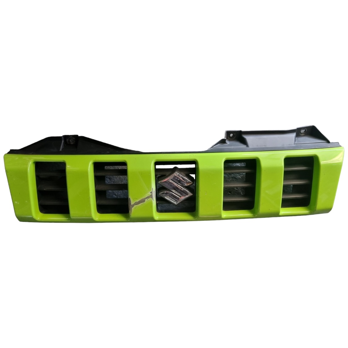 Grade Parachoque Suzuki Jimny 1