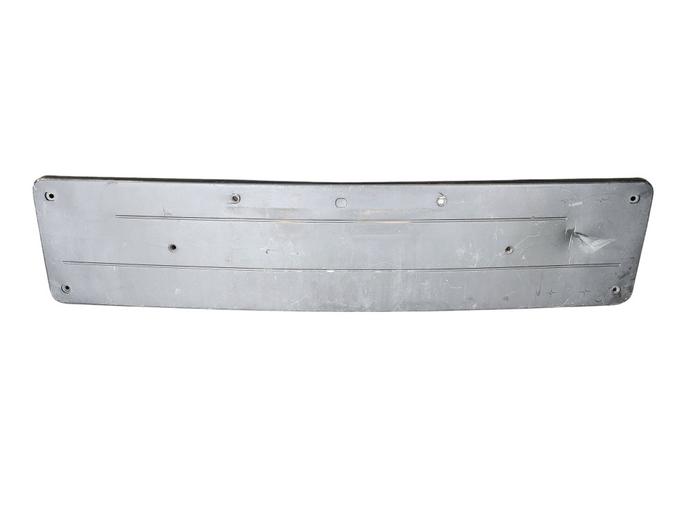 Suporte Placa Mercedes C180 2015
