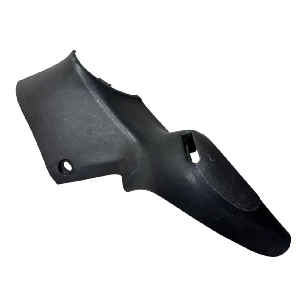 Moldura Acabamento Bagagito Direito Ford Focus Sedan 2006