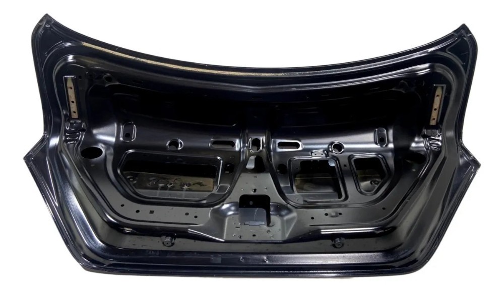 Tampa traseira porta mala Nissan Versa original *DETALHE* 5