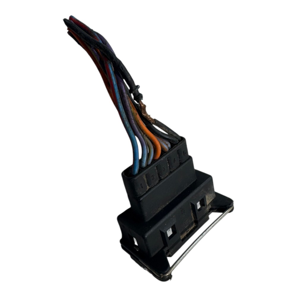Plug Conector Chicote Laterna Traseira Ford Escort Zetec