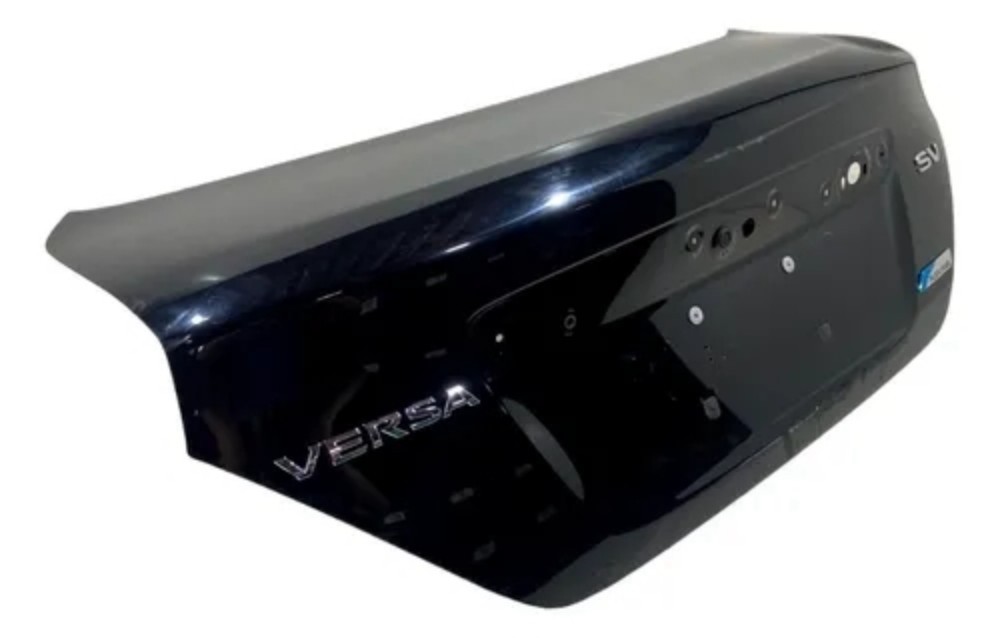 Tampa traseira porta mala Nissan Versa original *DETALHE* 6
