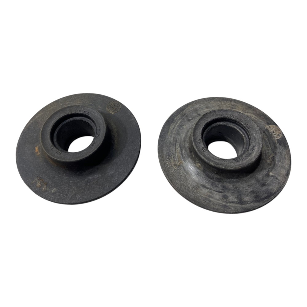 Par espacador calco dianteiro vw Up 2014 Original usado