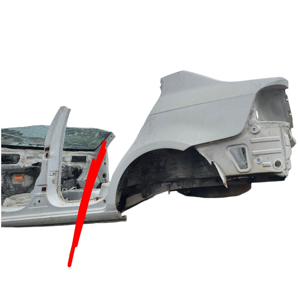 Traseira Baixa recorte Vw voyage G5 2009 2012 Original usado 2
