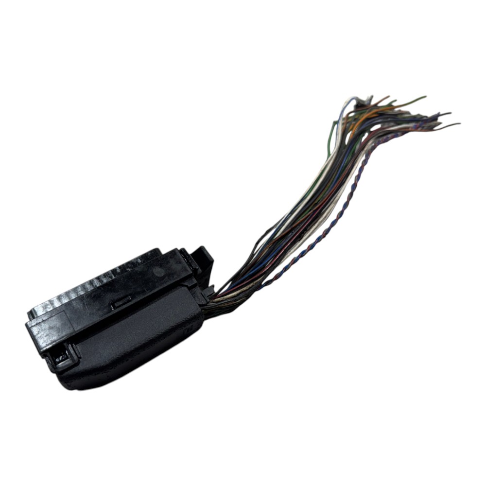 Plug Conector Chicote Modulo Central Ford Fiesta 2007 2010