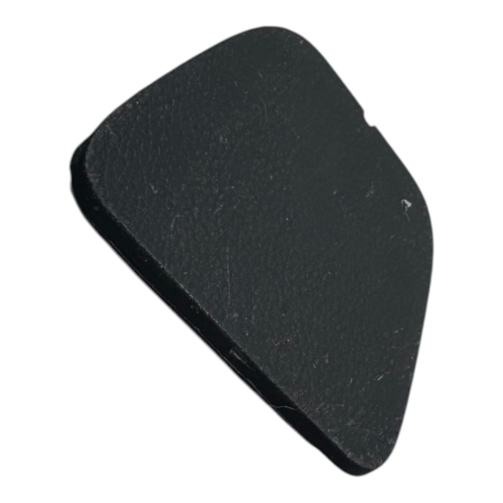 Tamoa Capa Protecao Parafuso Porta Mala Gm Capativa Detalhe Preto