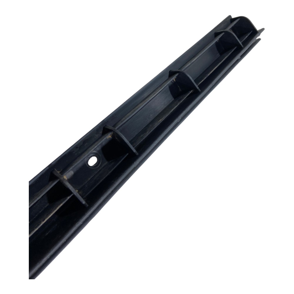 Guia Central Parachoque Traseiro Vw Gol G3 G4 2003 2011 3