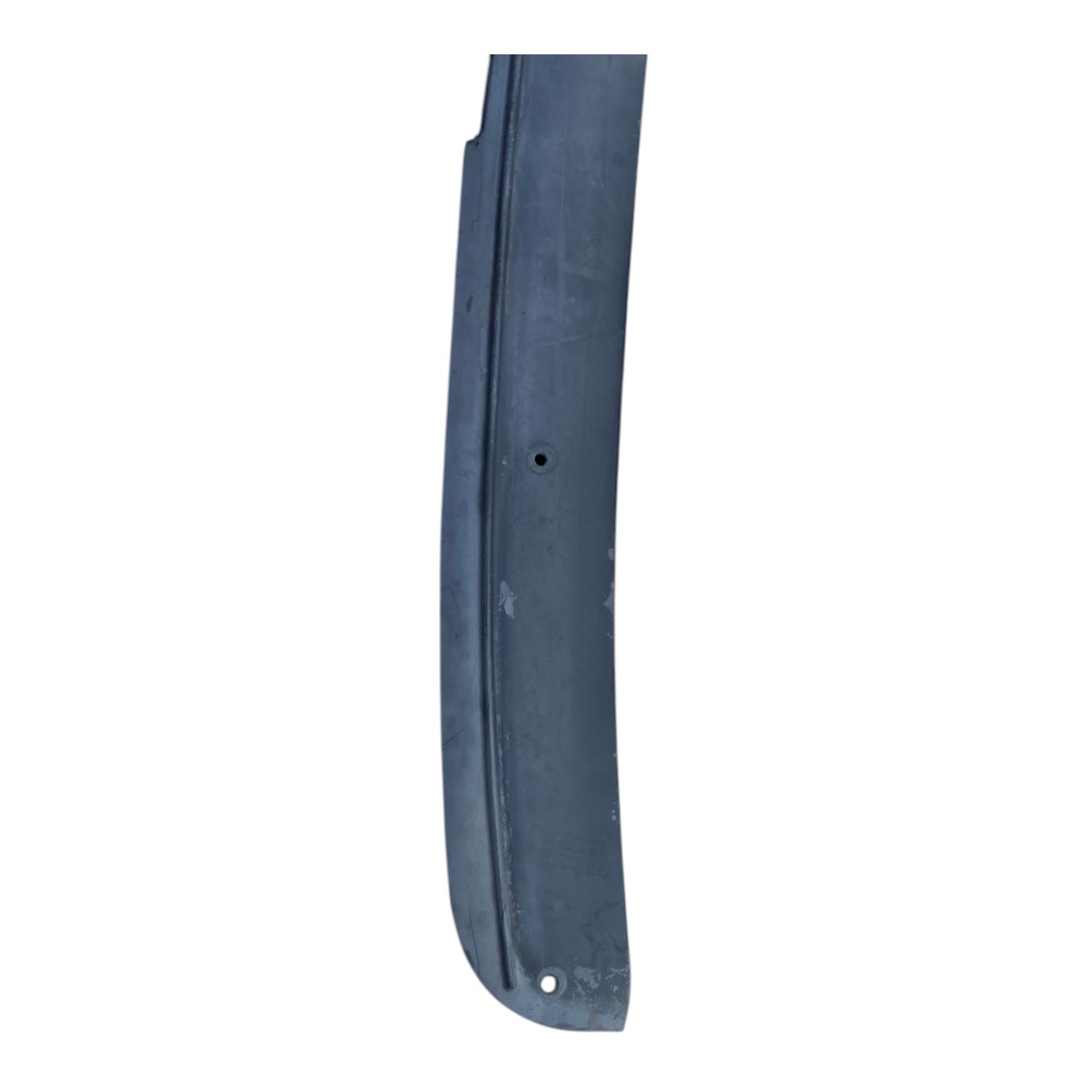 Moldura Acabamento Parachoque Dianteiro Cargo 712 814 Preto 5