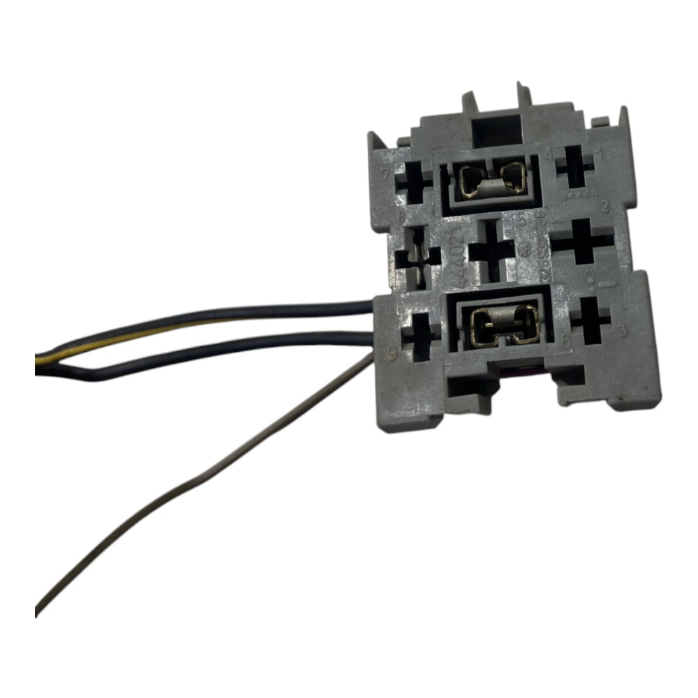 Plug Conector Chicote Rele Caixa Fusivel Fox Voyage Gol Polo
