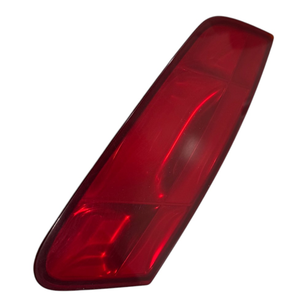 Lanterna Tampa Traseira Direito Fiat Siena 2005 2011 Direito/passageiro Vermelho