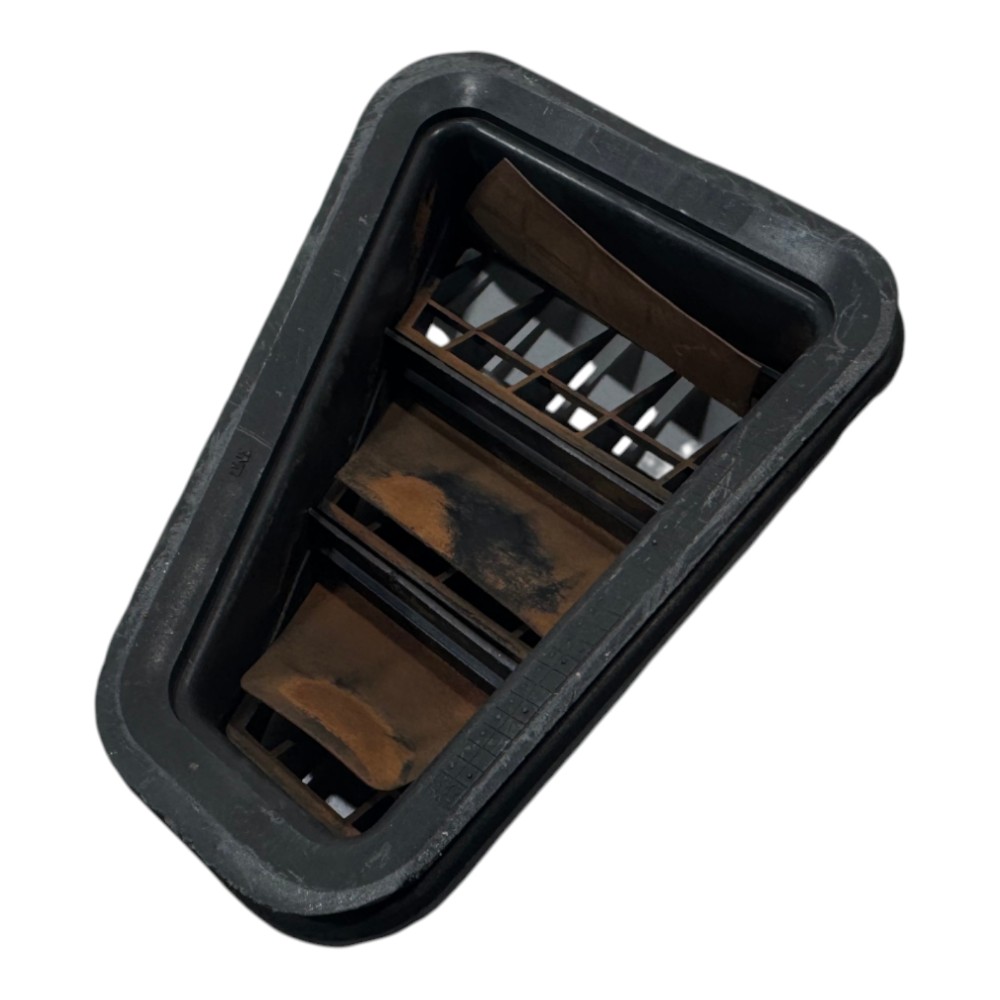 Grade Difusor Saida Ar Traseira Vw Gol Parati Saveiro G3 G4