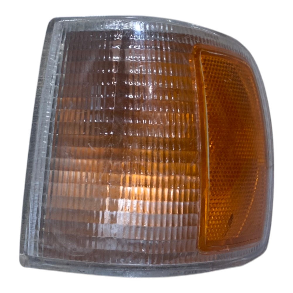 Lanterna Pisca Dianteira Esquerdo Vw Gol Parati Saveiro 1993