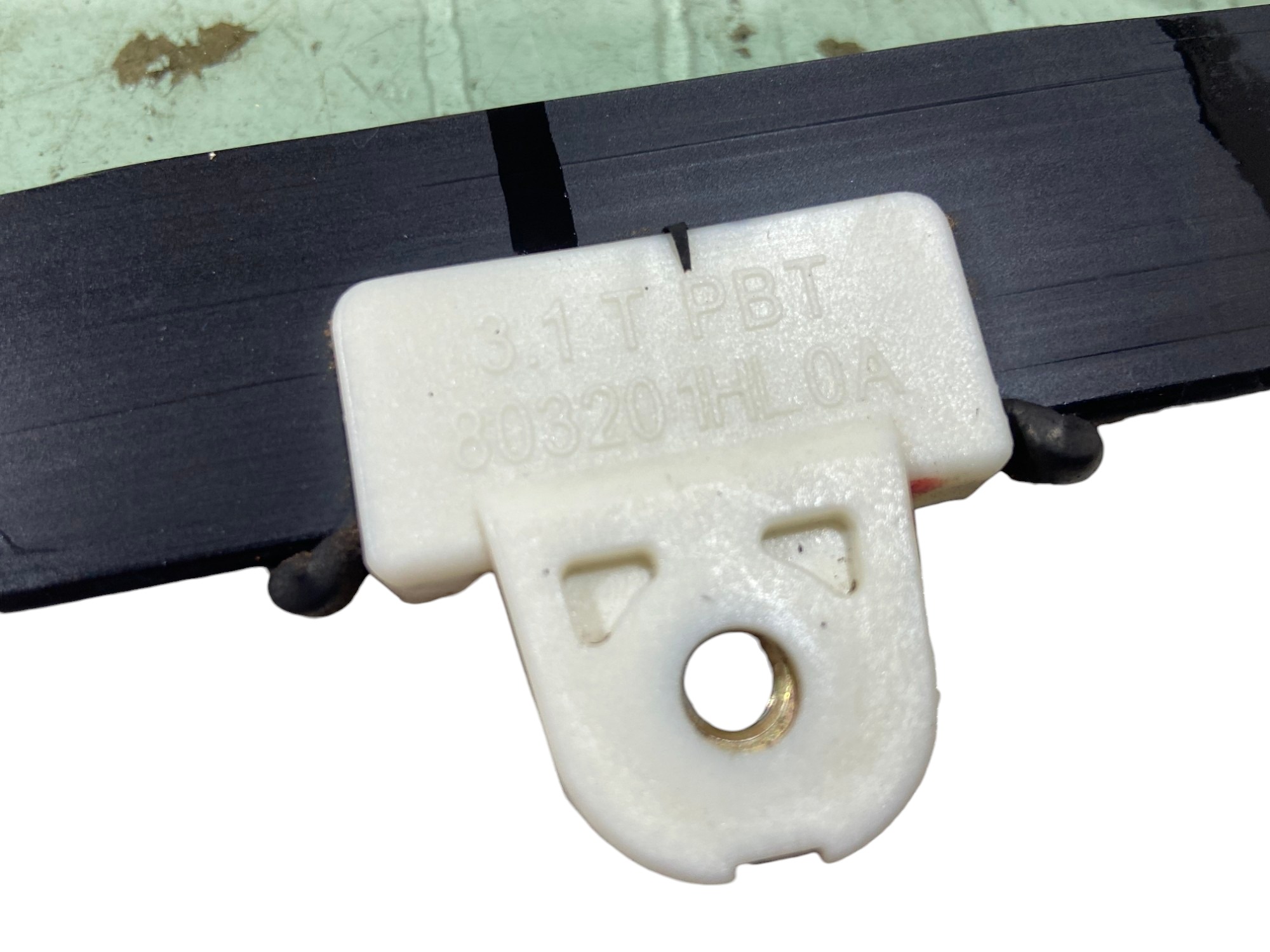 Vidro Porta Dianteira Direita Nissan Versa Original 13 A 19 4
