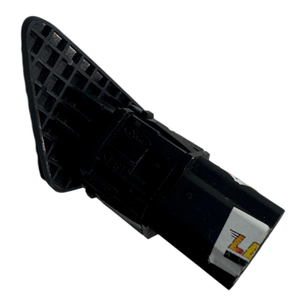 Botao interruptor abertura porta malas ford focus 2000 2008 10