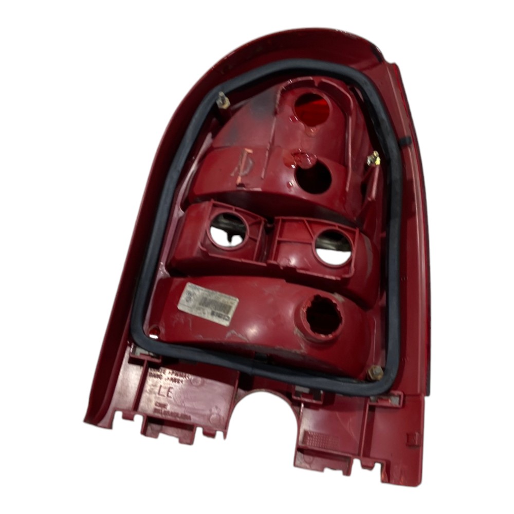 Lanterna Traseira Esquerda Bicolor Gol 1999 2005 G3 Detalhe Esquerdo/motorista Bicolor 2
