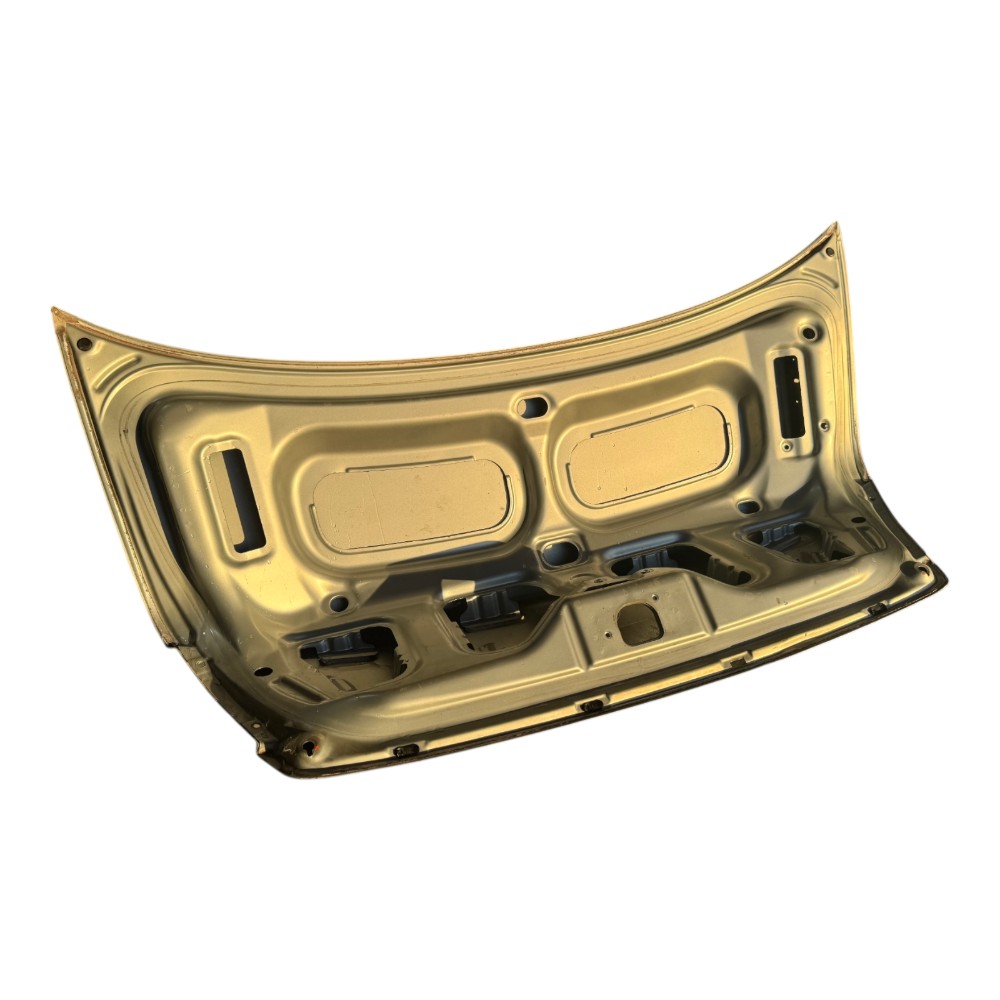 Tampa Traseira Porta Malas Fiat Siena 2005 2012 *detalhe* Prata 10