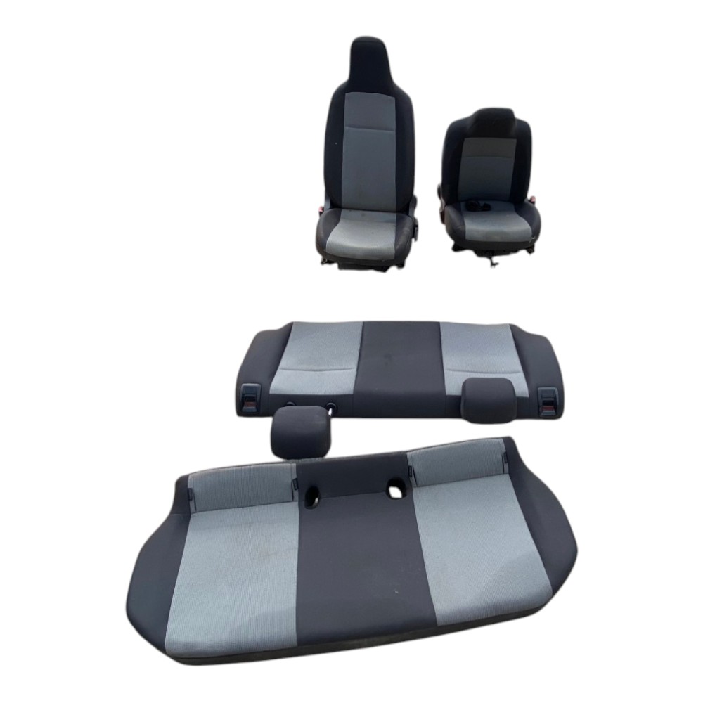 Jogo De Banco Tecido Vw Up 2015 2020 Usado ** Detalhe ** Preto