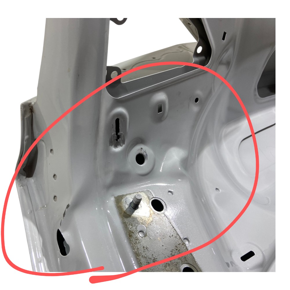 Tampa Traseira Porta Mala Audi A3 Sedan 2015 2018 Detalhe 4