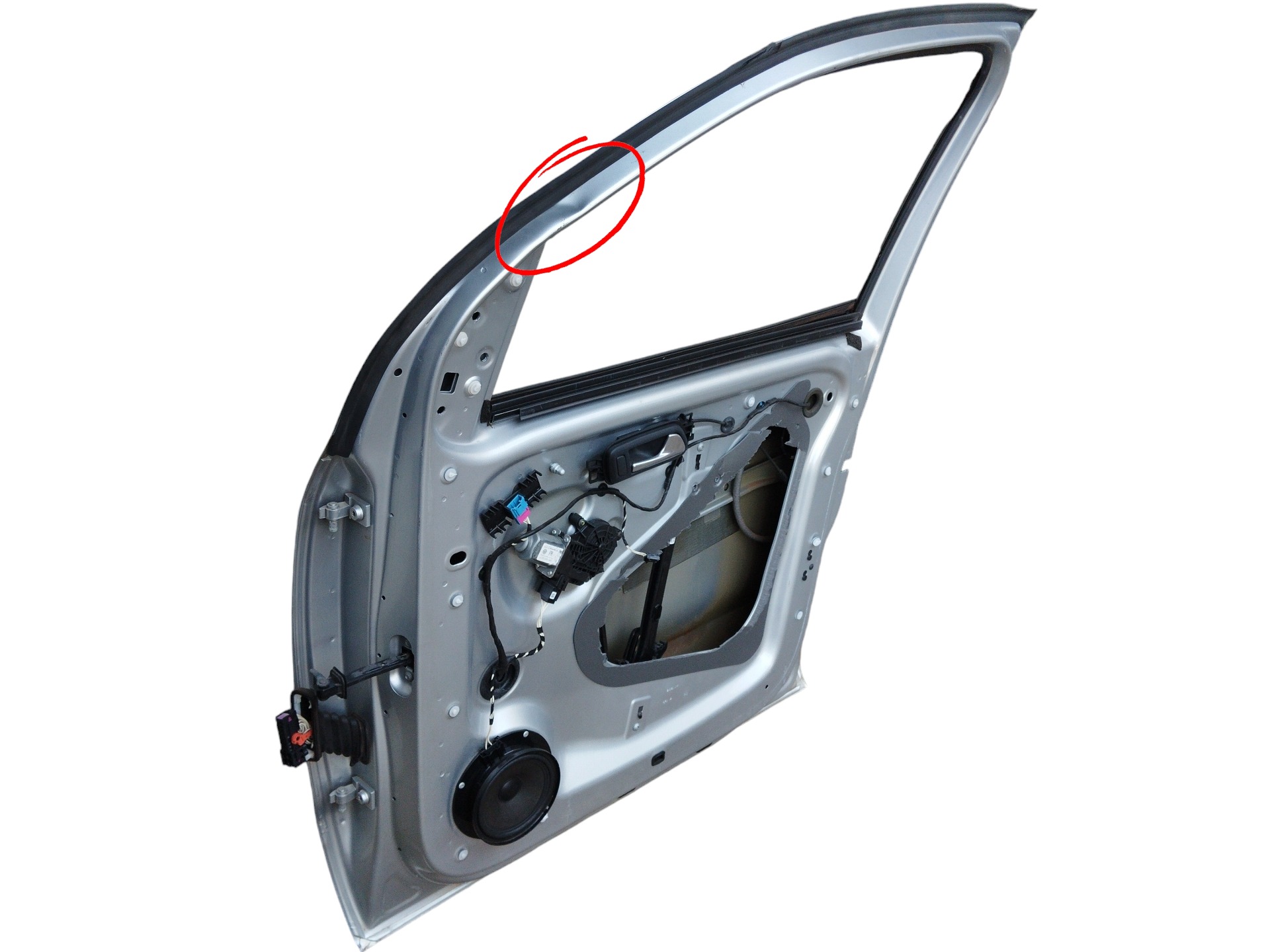 Porta Dianteira L/d  Volkswagen Amarok 2014 C/ Detalhe  Dianteira Direito 4