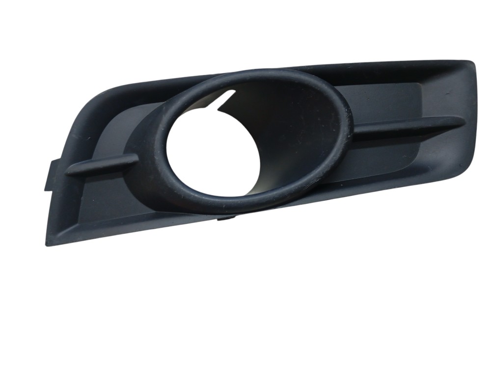 Moldura Farol De Milha Direito Chevrolet Cruze 12/14 4