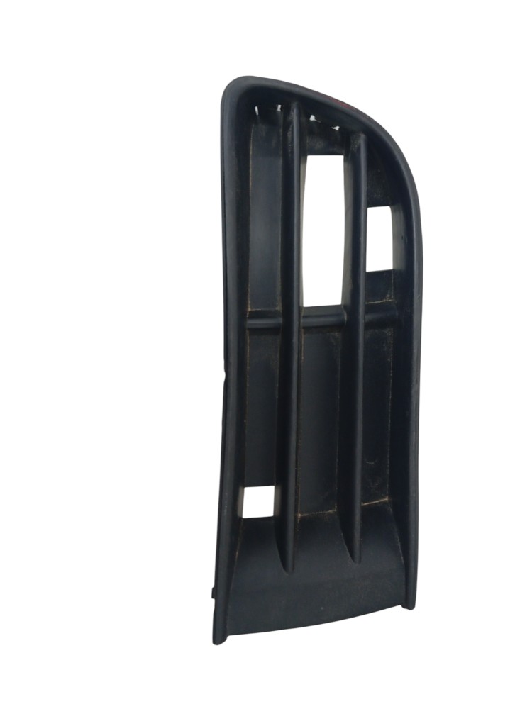 Moldura Grade Farol De Milha Volkswagen Polo 2007/08 4