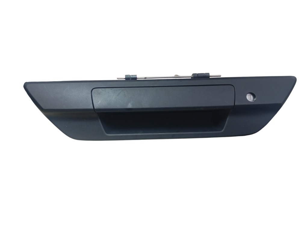MAÇANETA TAMPA TRASEIRA TOYOTA HILUX 2016/2025