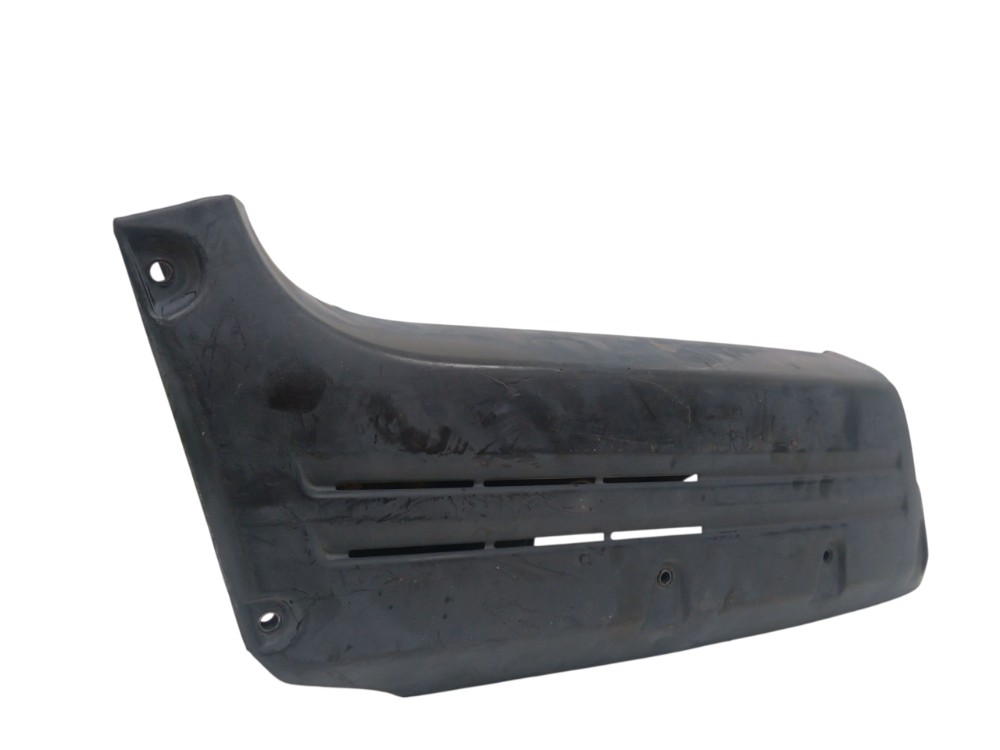 Moldura direita vídro traseiro Fiat Strada 2008/12 5