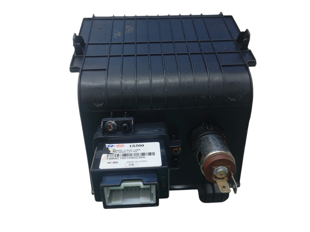 Moldura Console Central Usb 12v Hyundai Hb20 2013/17 5