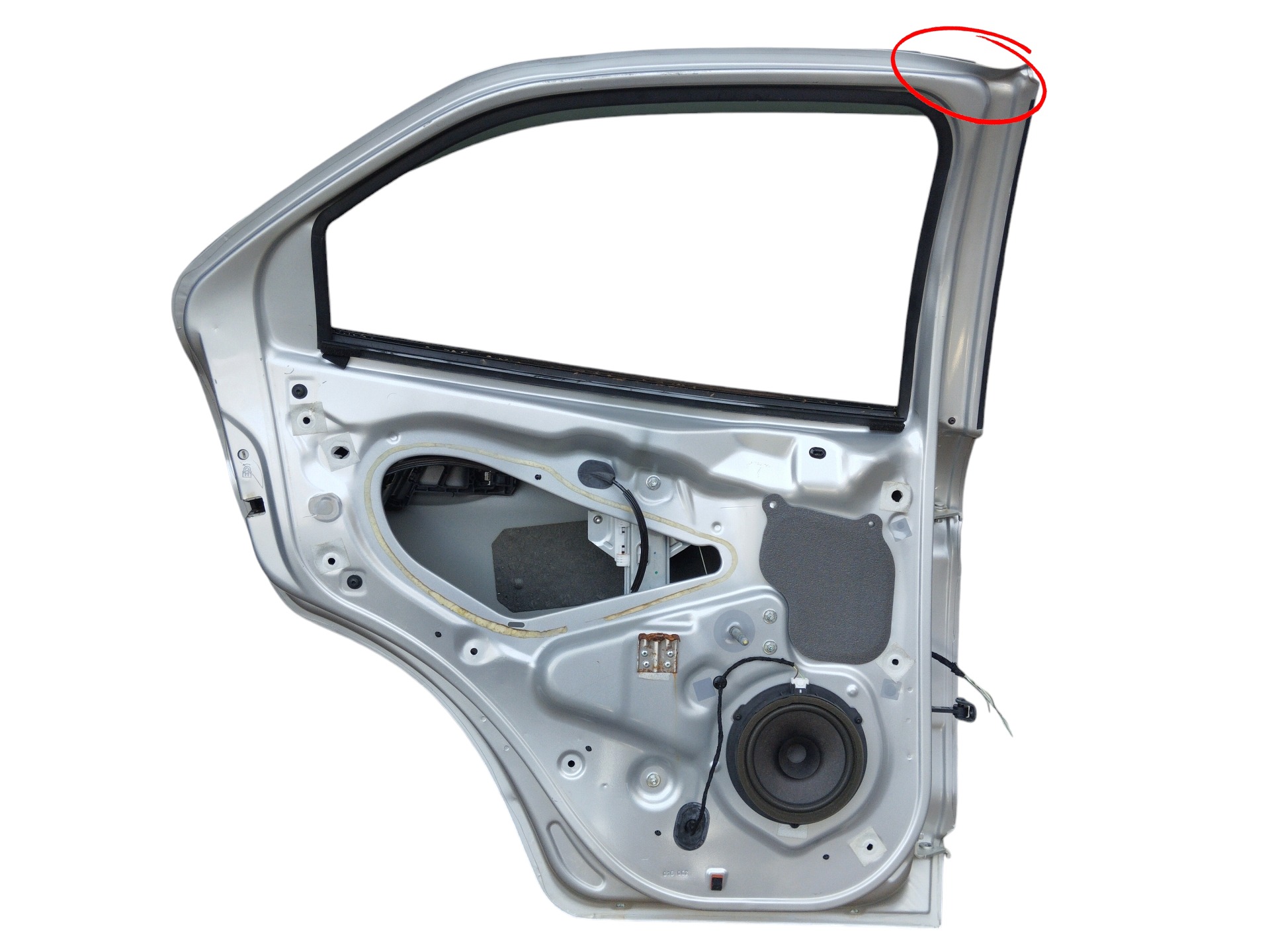 Porta Traseira L/e Ford Ka 2015 2016 2017 2018 C/ Detalhe Traseira Esquerdo 2