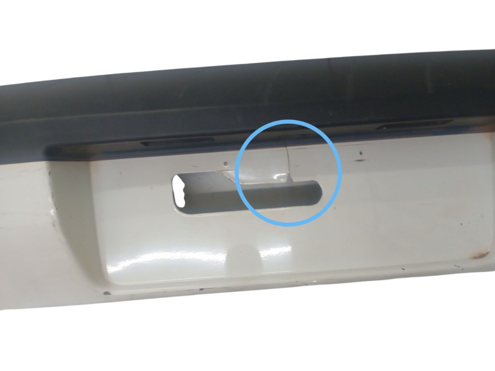 Para-choque traseiro central c/detalhe Saveiro Cross G5G6 2009/2017 2