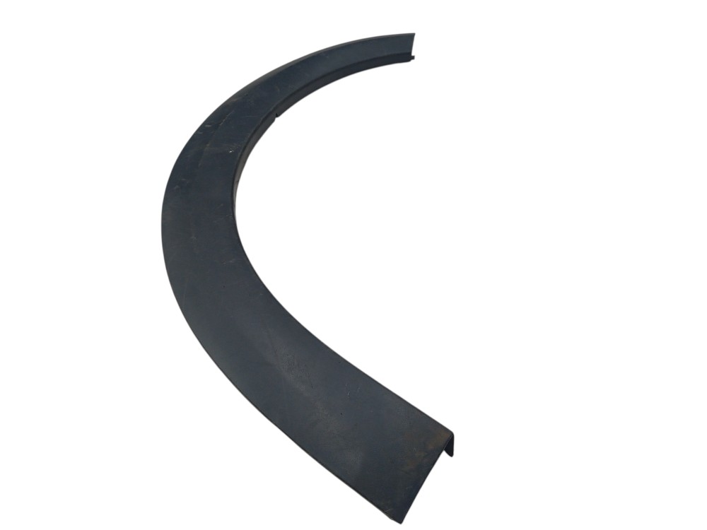 Moldura Do Paralama Dianteiro Direito Vw Saveiro G5 12/15 4