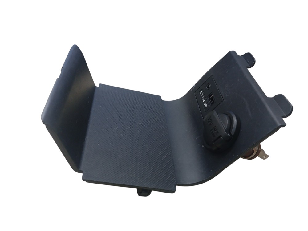 Moldura Console Central Usb 12v Hyundai Hb20 2013/17