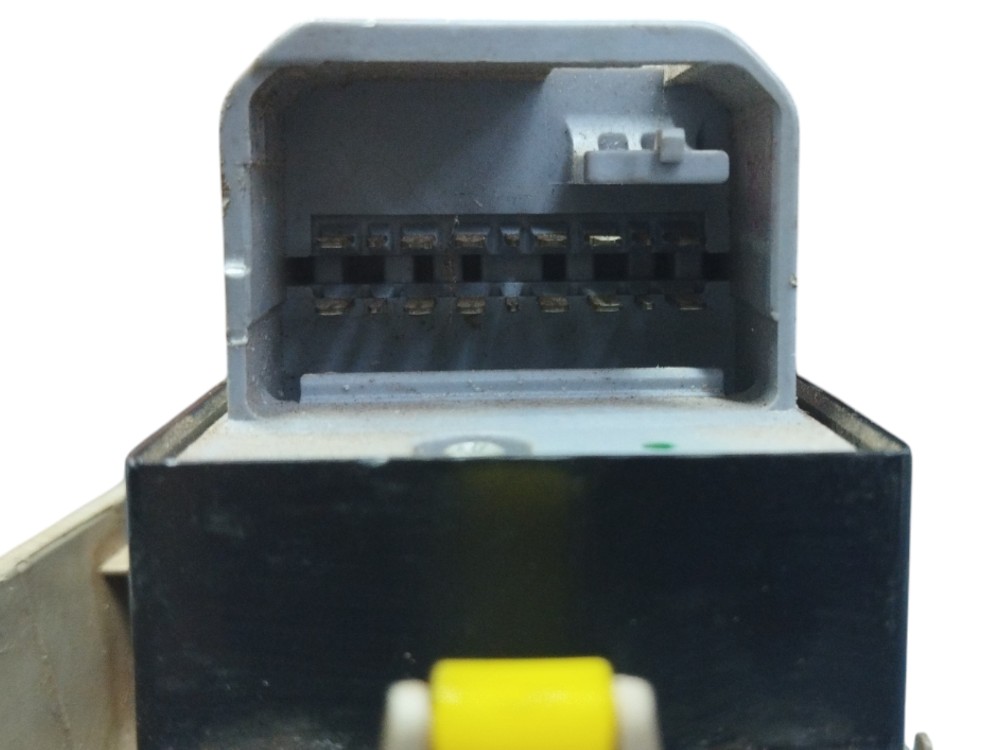 COMANDO BOTÃO ELÉTRICO DIANTEIRO L/E TOYOTA HILUX 2006 A 15 6